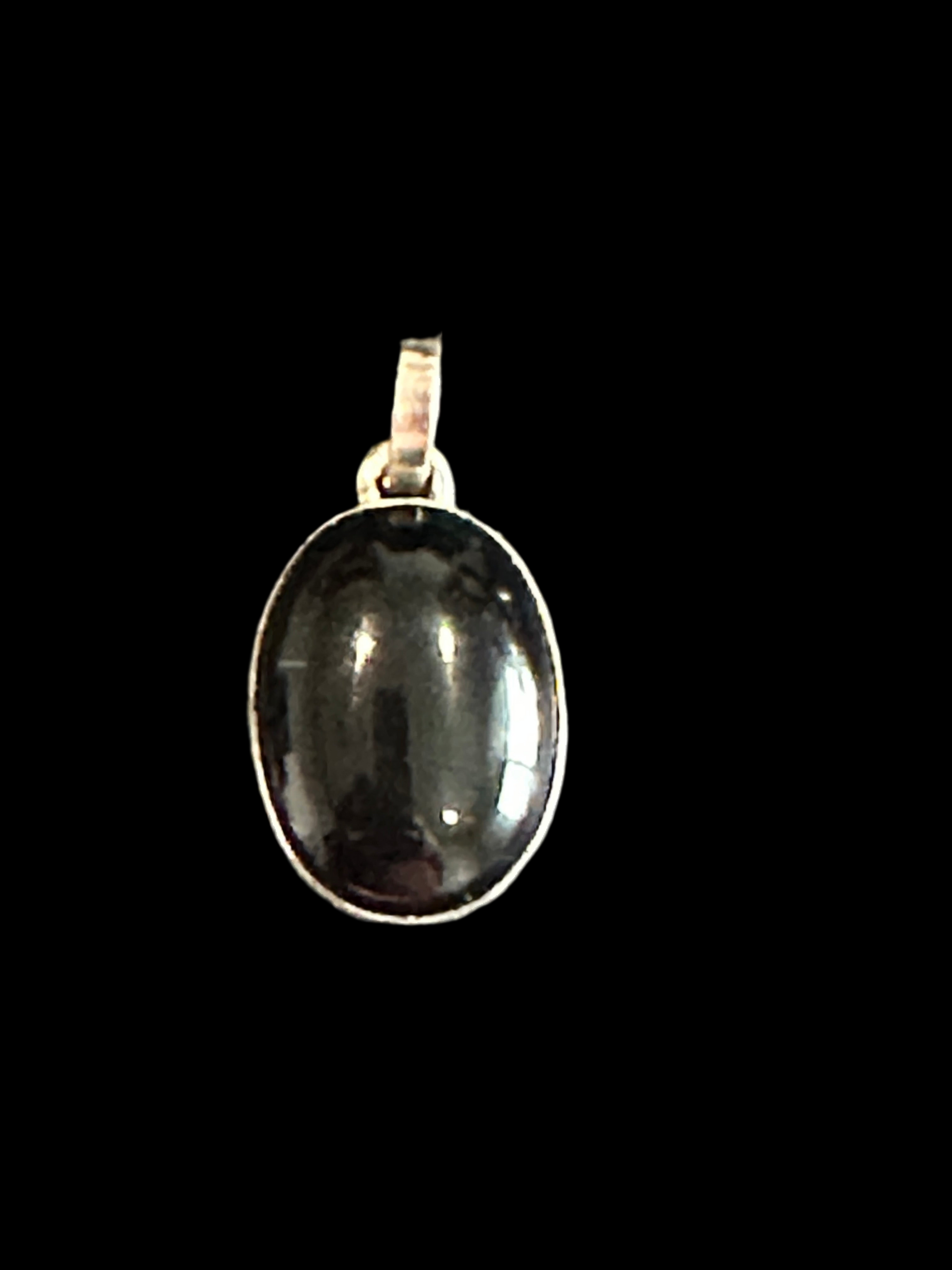 Black onyx pendant