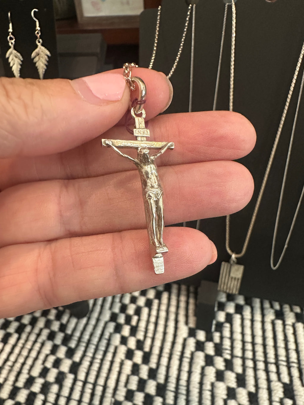 Pendant Jesus on the cross