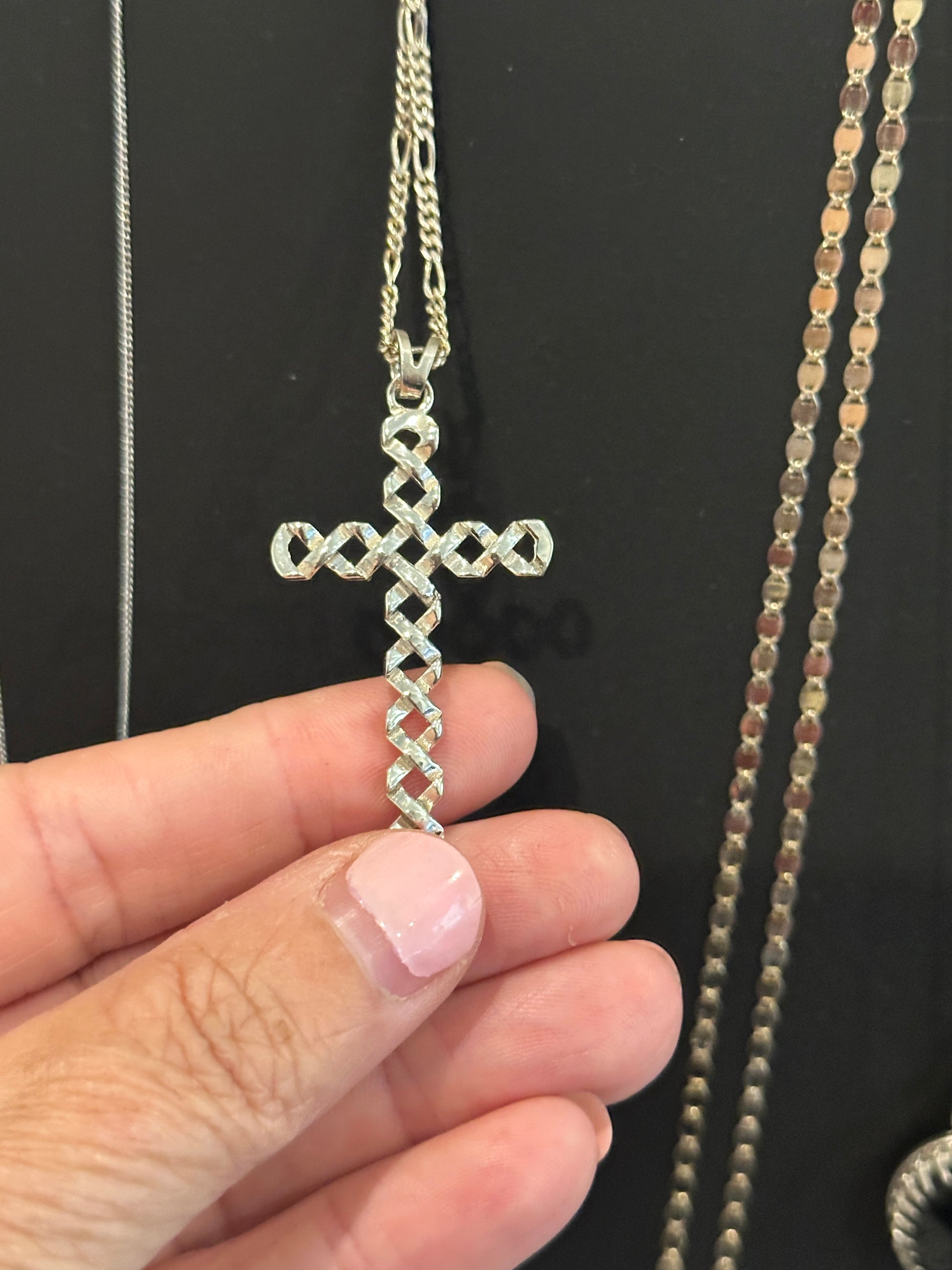 Exquisite cross pendant