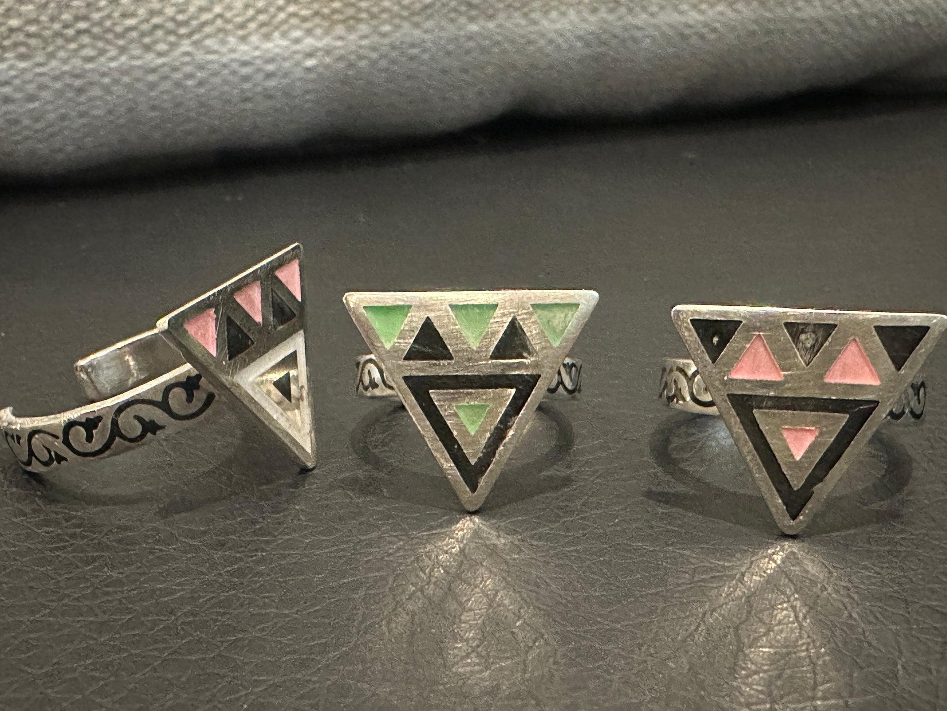Colored triangle rings