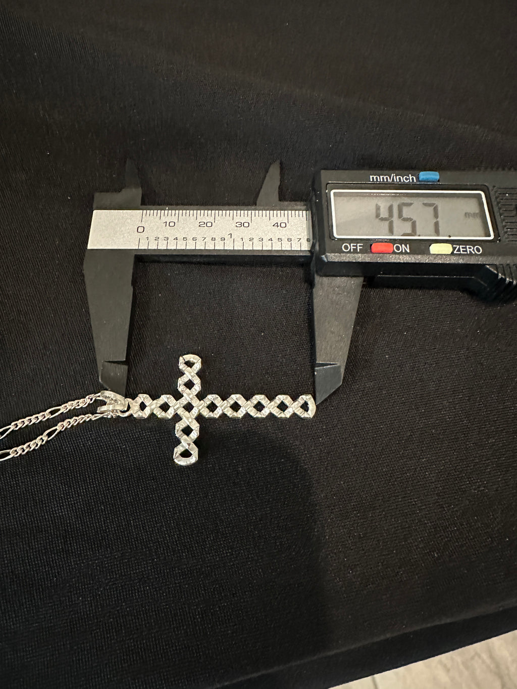 Exquisite cross pendant