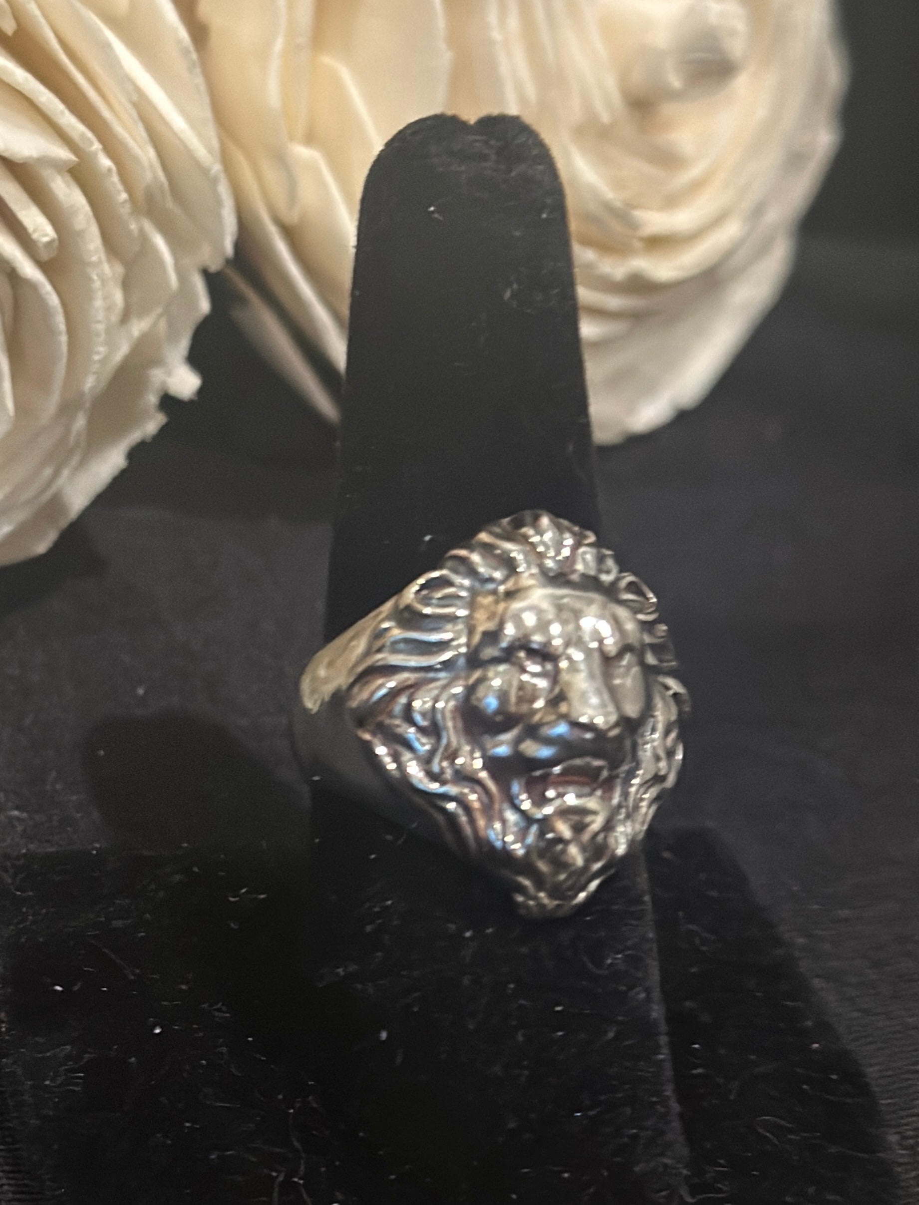 Lion ring